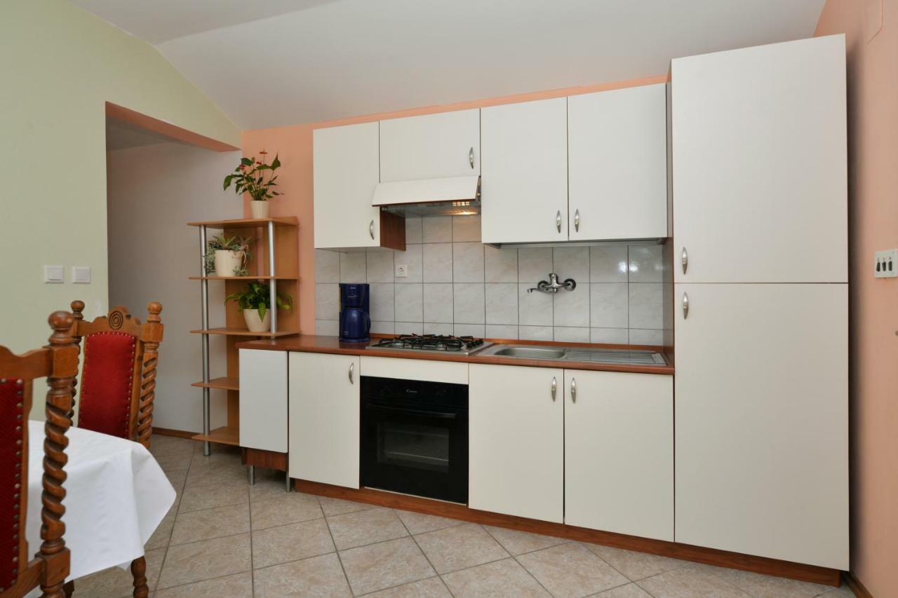 בטינה Apartmani Sime מראה חיצוני תמונה