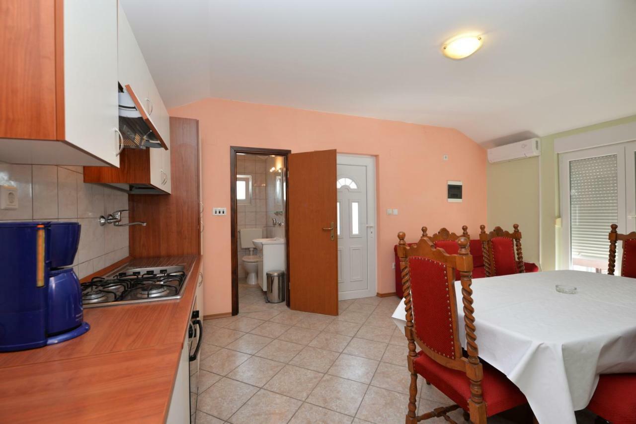 בטינה Apartmani Sime מראה חיצוני תמונה