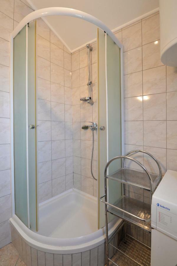 בטינה Apartmani Sime מראה חיצוני תמונה