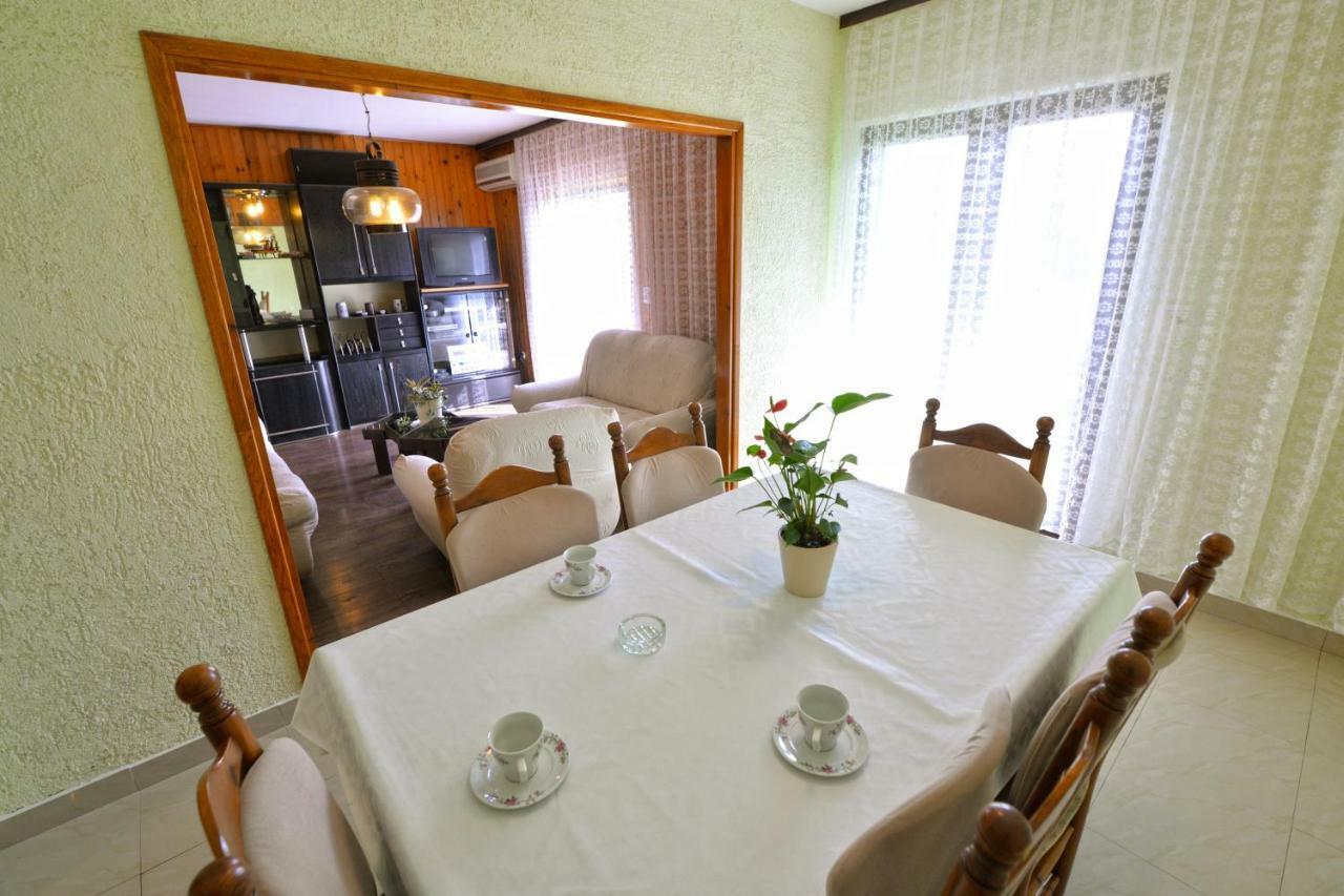 בטינה Apartmani Sime מראה חיצוני תמונה