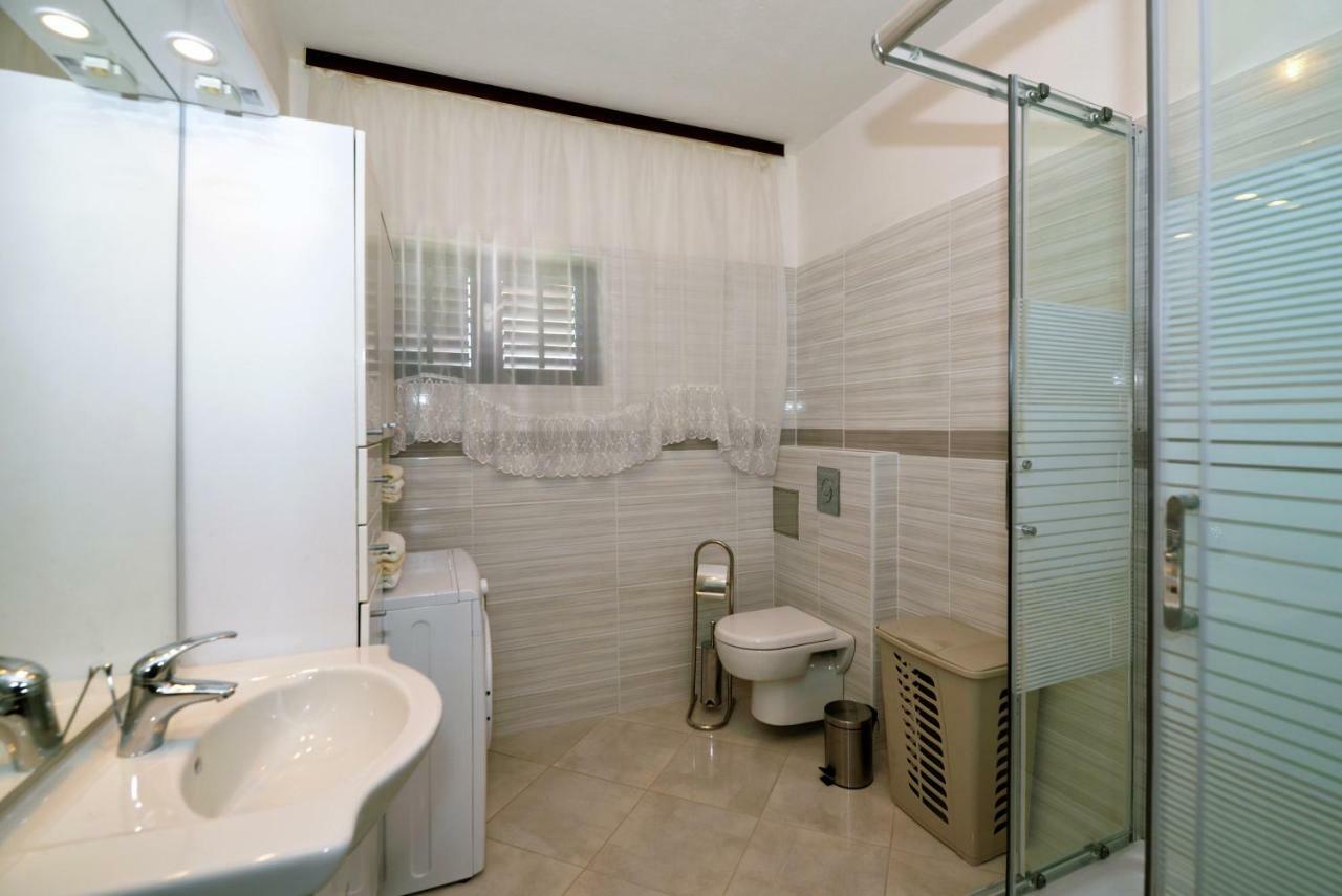 בטינה Apartmani Sime מראה חיצוני תמונה